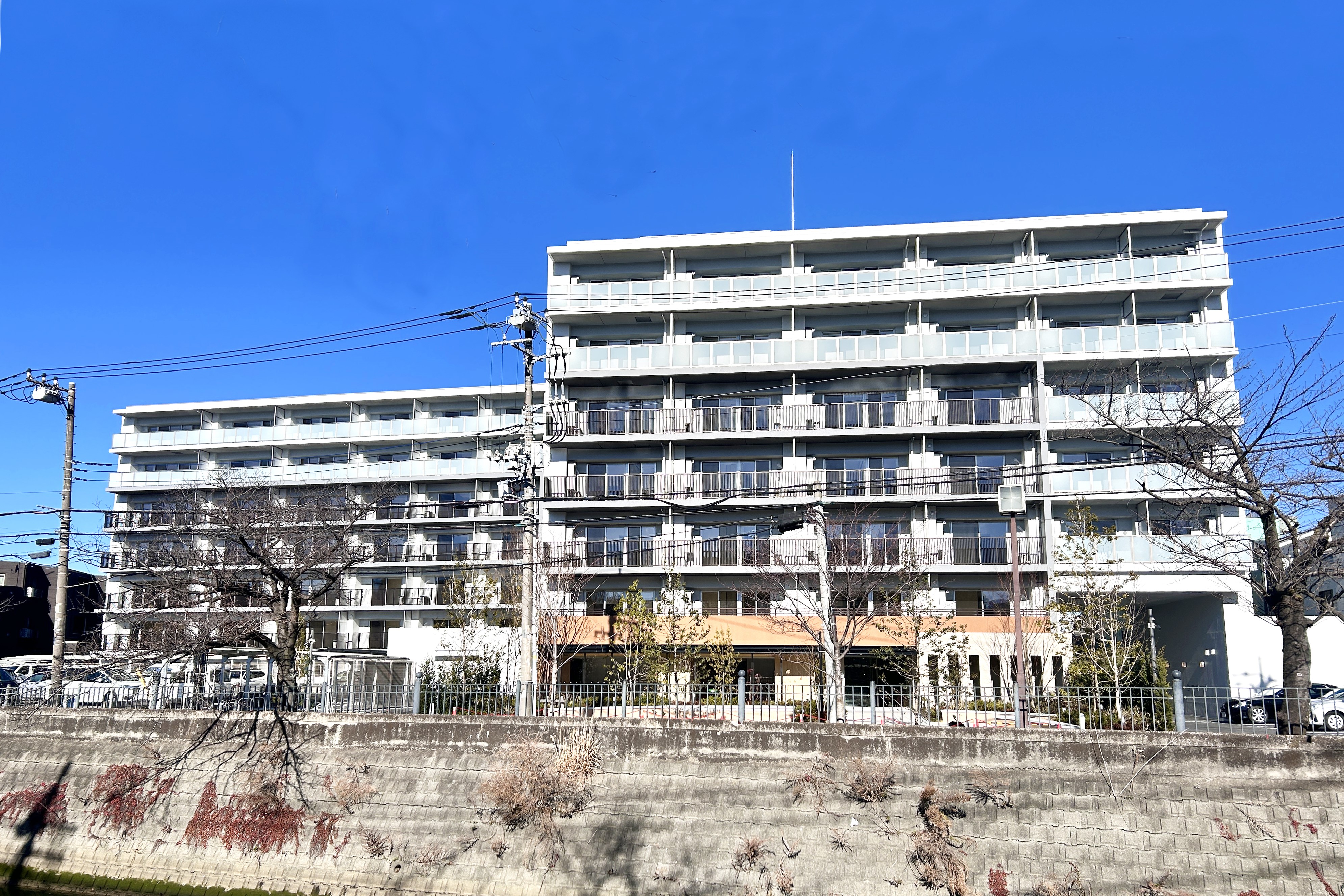 フロール横浜井土ヶ谷